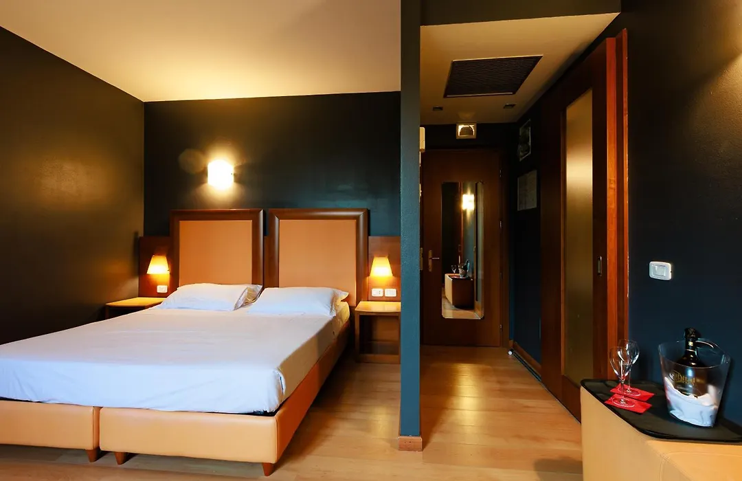 Hotel Villa Delle Rose - Malpensa-1